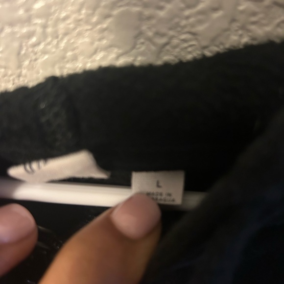 GAP women Black Zip-Up Hoodie - Picture 2 of 3